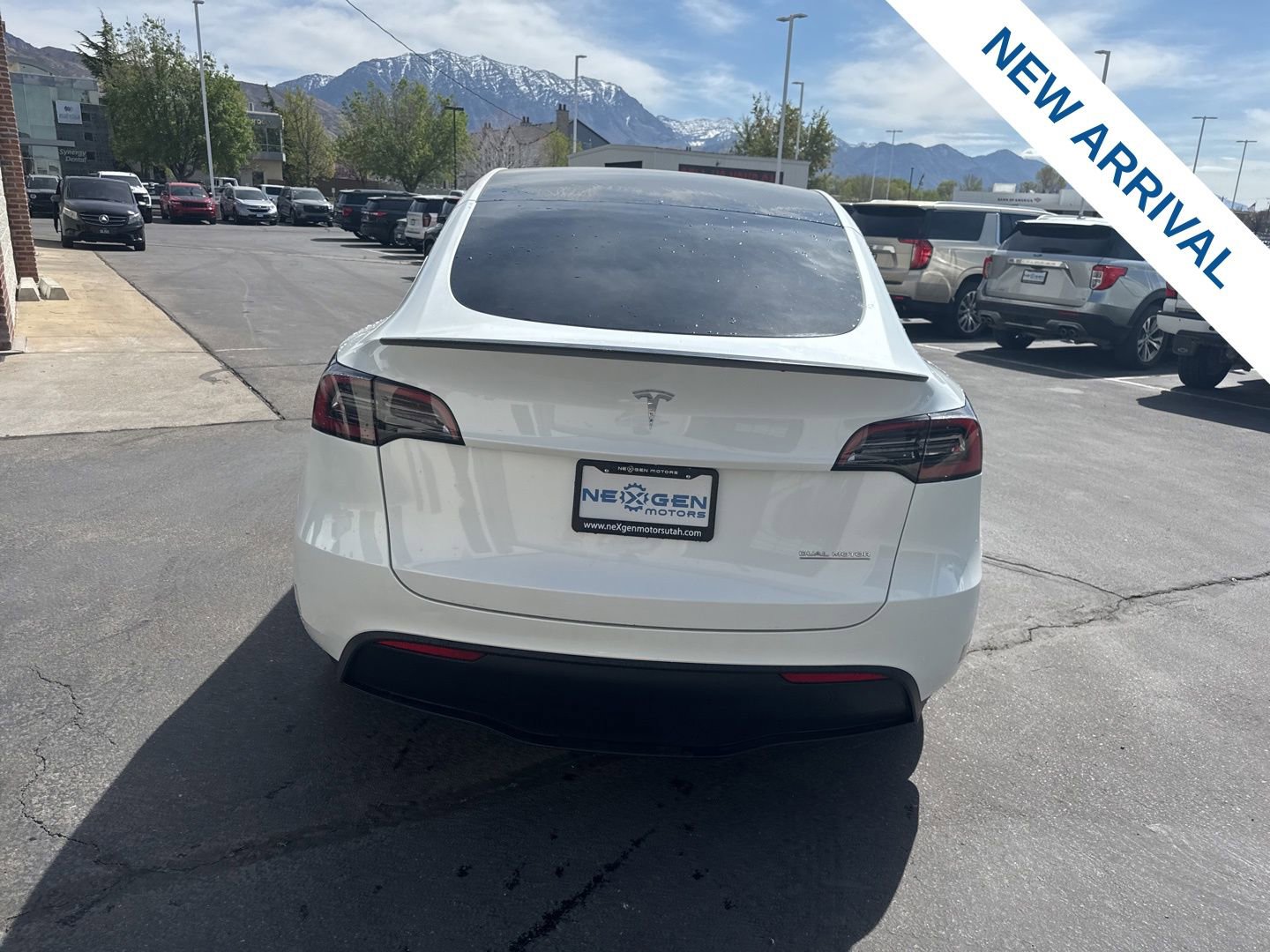 Used 2024 Tesla Model Y Performance image 6