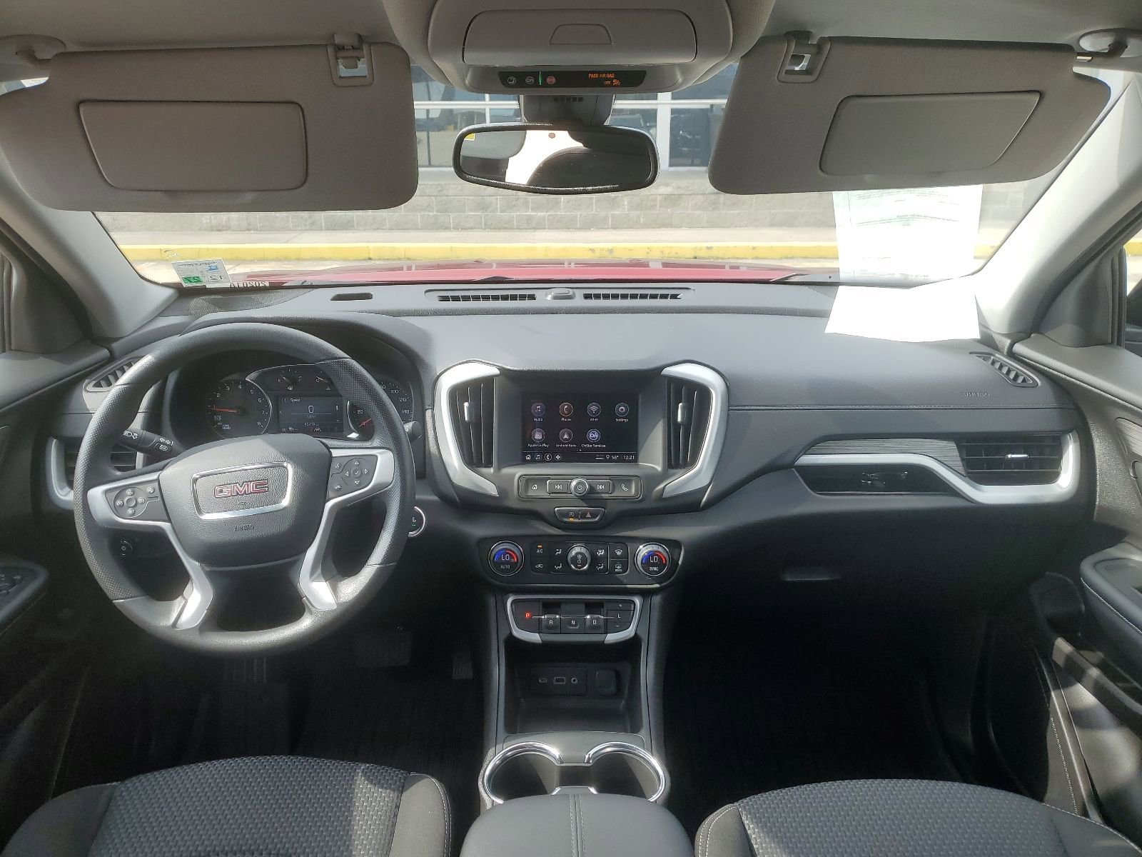 Certified 2024 GMC Terrain SLE w/ Driver Convenience Package image 9