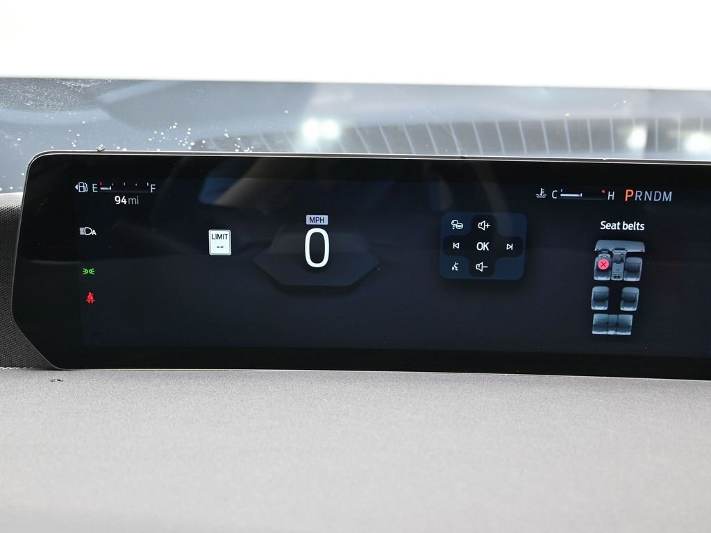 Used 2025 Ford Expedition Max Platinum w/ Stealth Appearance Package image 23