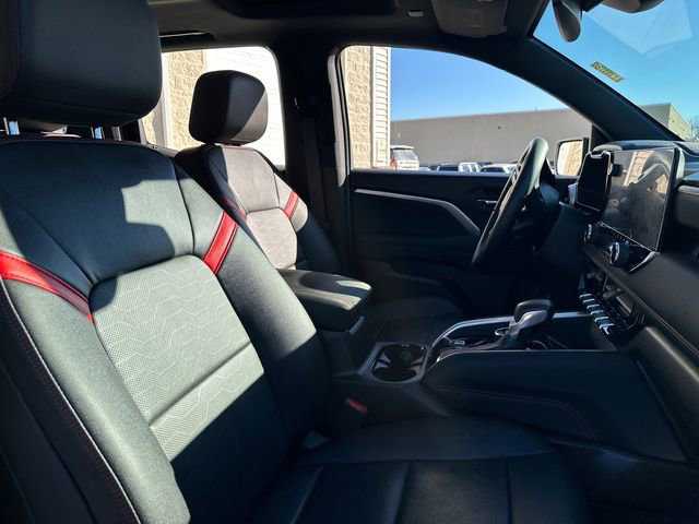 Used 2023 Chevrolet Colorado Z71 w/ Z71 Convenience Package 2 image 17