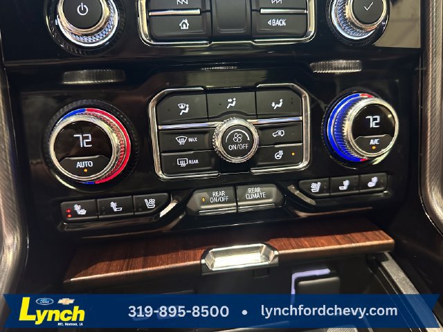 Used 2024 GMC Yukon XL Denali Ultimate AWD/4WD image 15