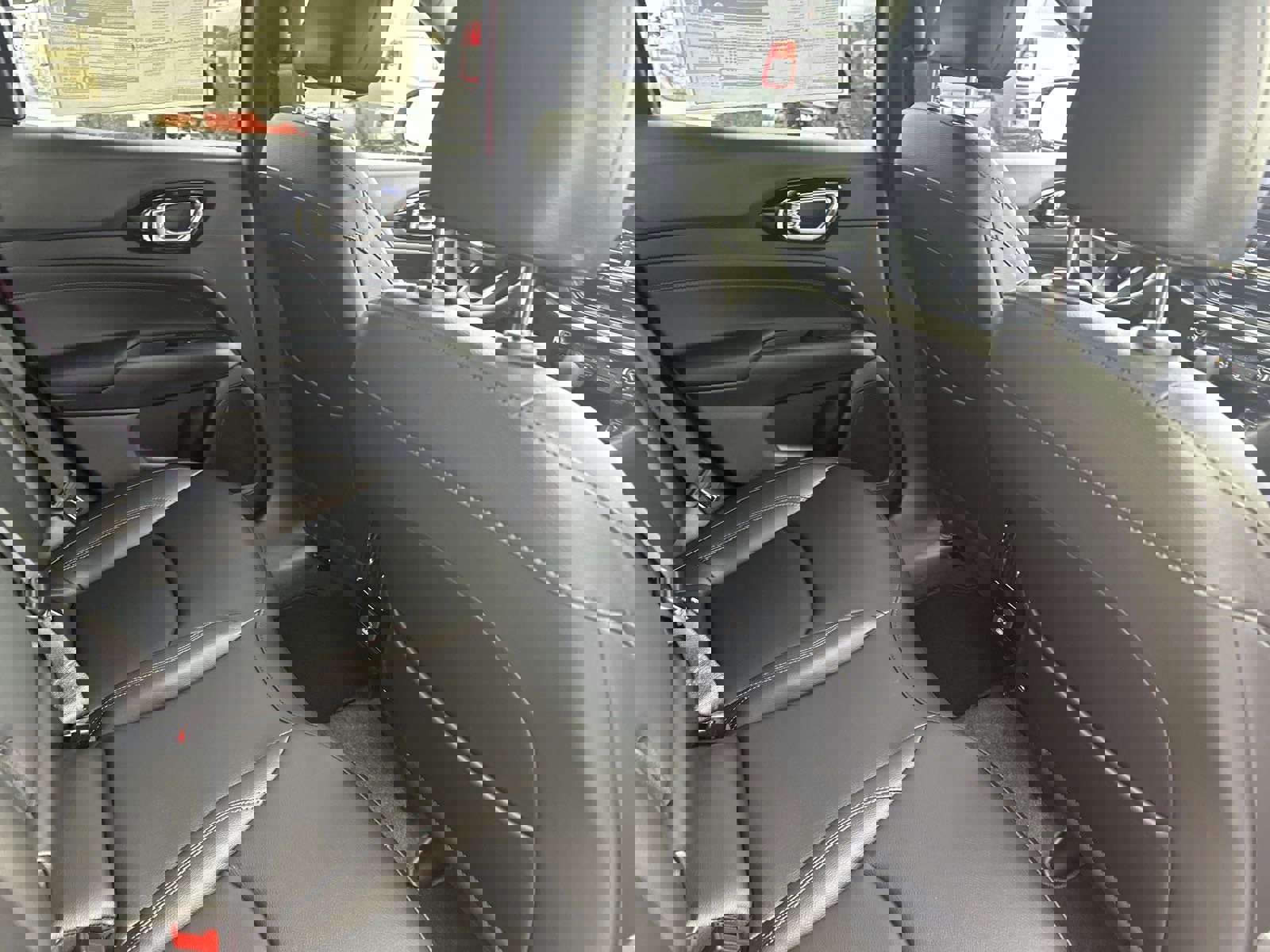 New 2024 Jeep Compass Limited image 25