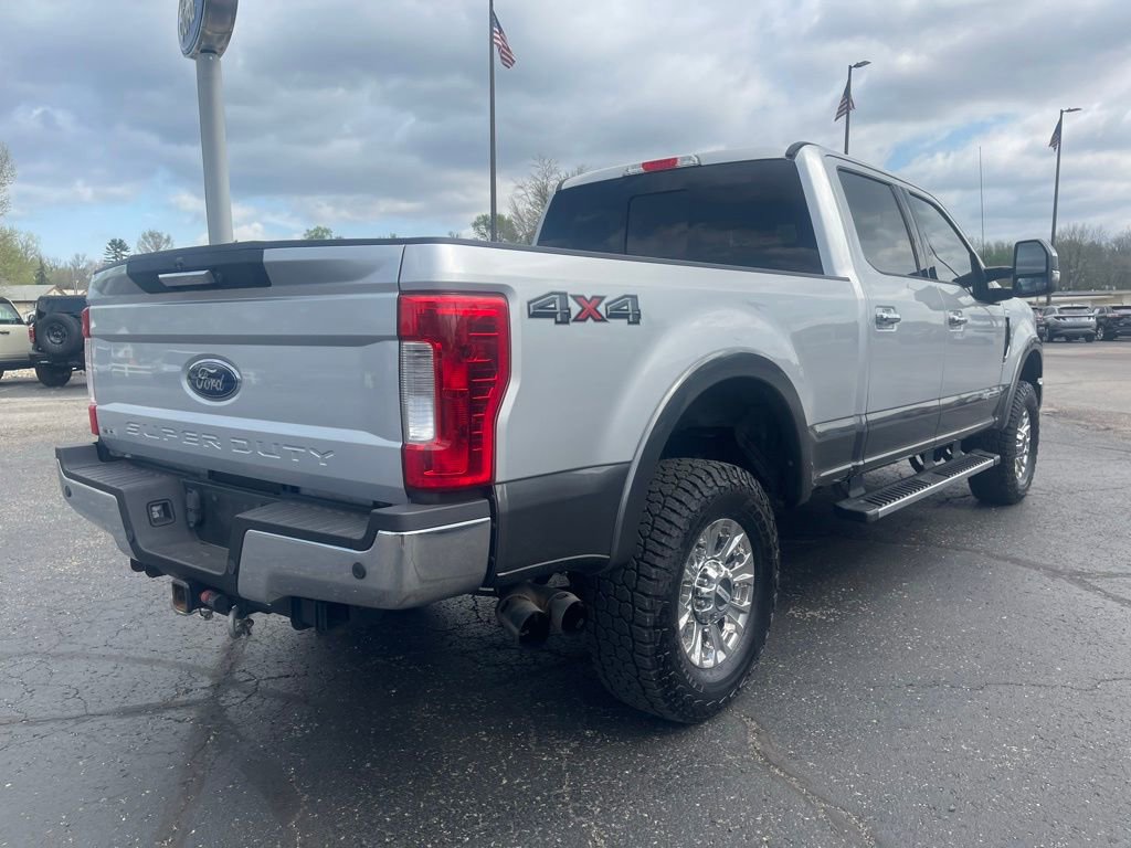 Used 2017 Ford F250 Lariat w/ Chrome Package image 8