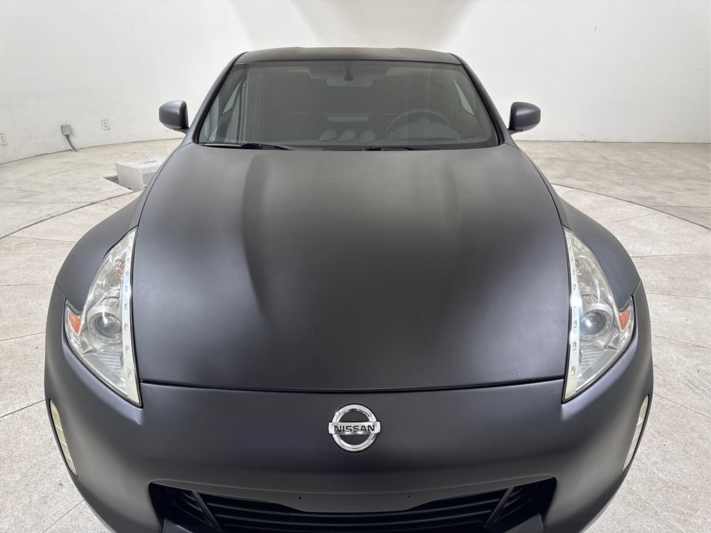 Used 2016 Nissan 370Z Coupe RWD image 11