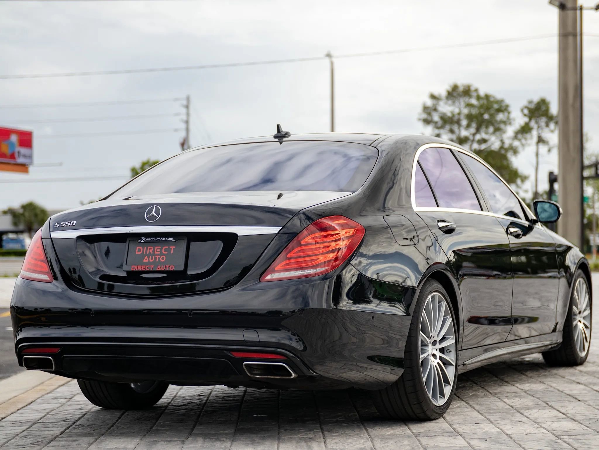 Used 2015 Mercedes-Benz S 550 Sedan image 15