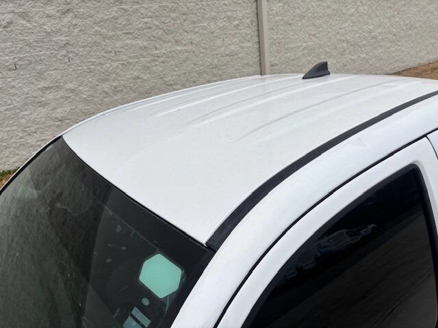 Used 2016 Toyota Tacoma SR image 7