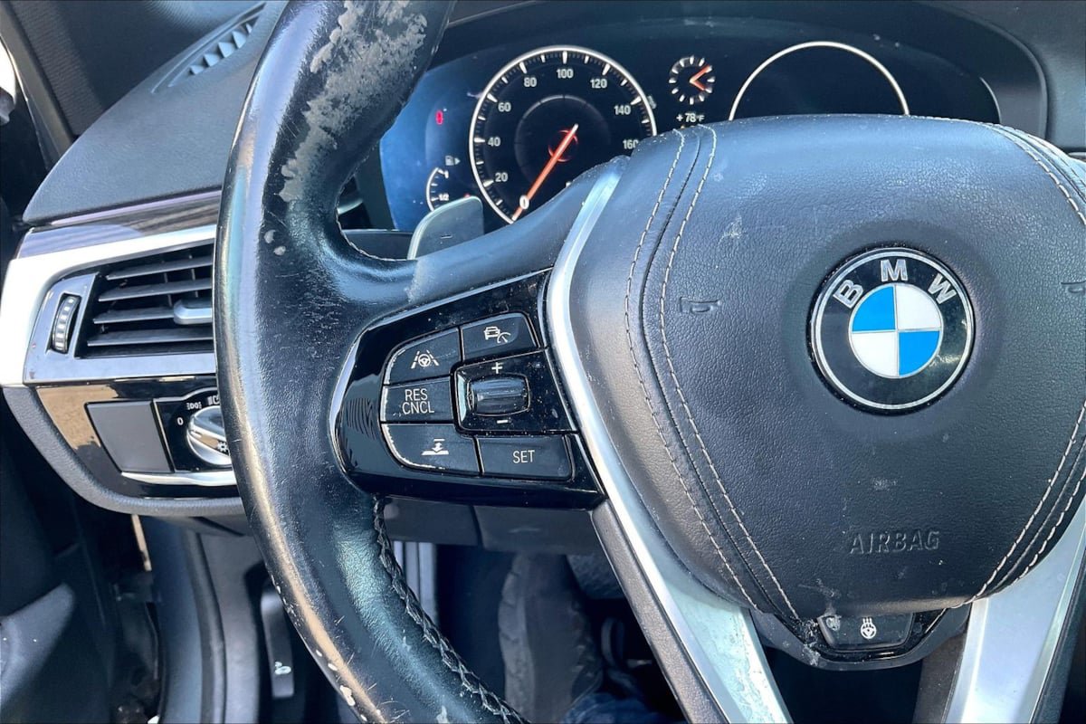 Used 2019 BMW 540i w/ Executive Package RWD image 18