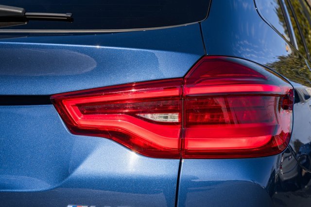 Used 2018 BMW X3 M40i w/ Premium Package image 7