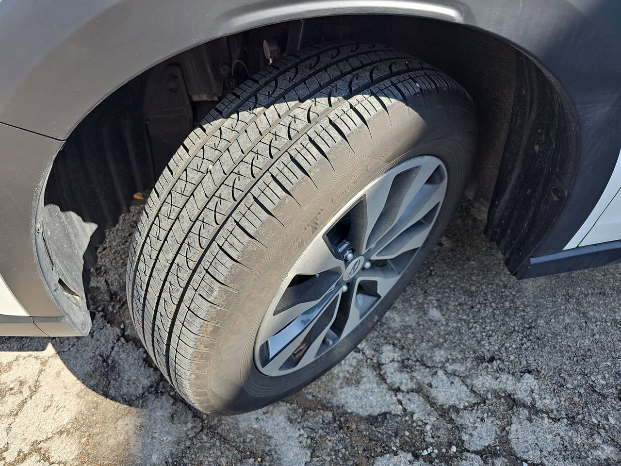 Certified 2025 Subaru Outback Limited image 40