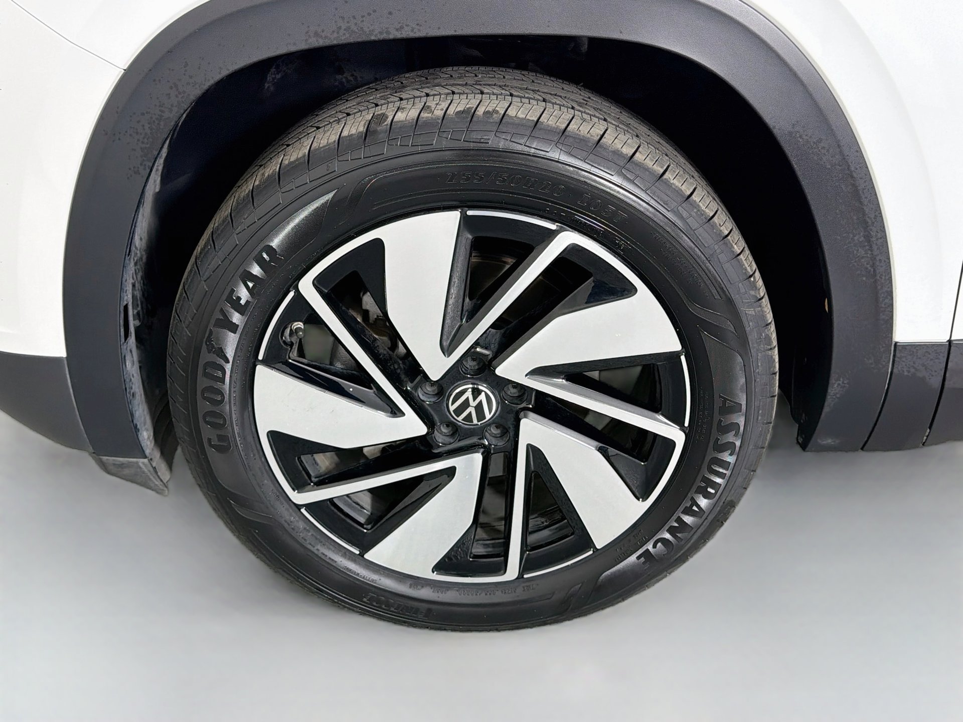 Certified 2025 Volkswagen Atlas SEL AWD/4WD image 33