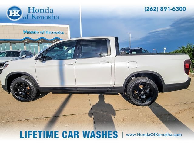 Certified 2025 Honda Ridgeline Black Edition image 8