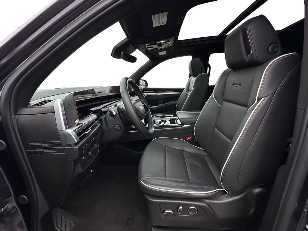 Used 2025 Cadillac Escalade Premium Luxury image 9