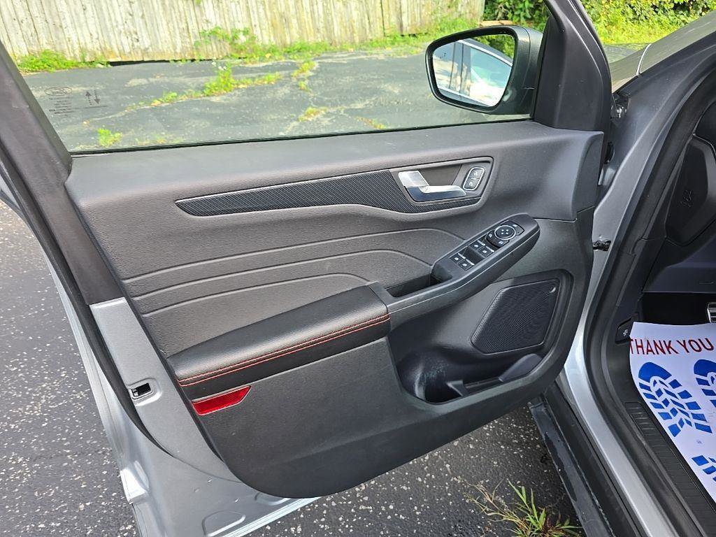 Used 2023 Ford Escape ST-Line w/ Tech Pack #1 image 12