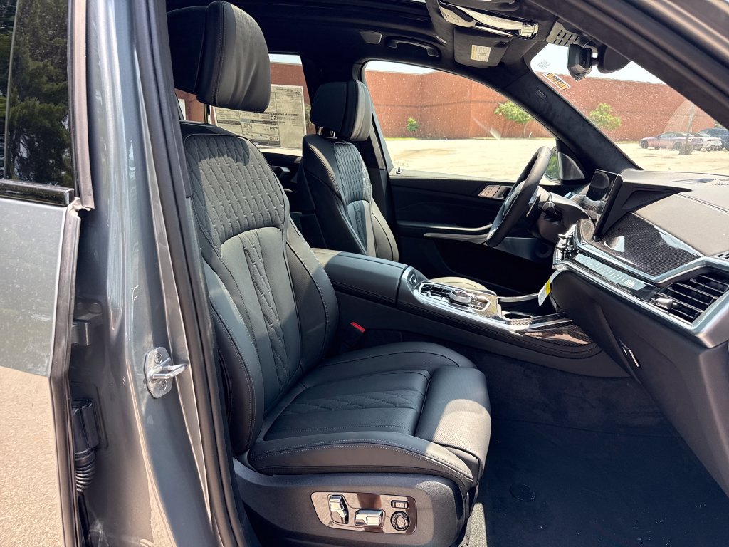 New 2027 BMW X7 M60i AWD/4WD image 29