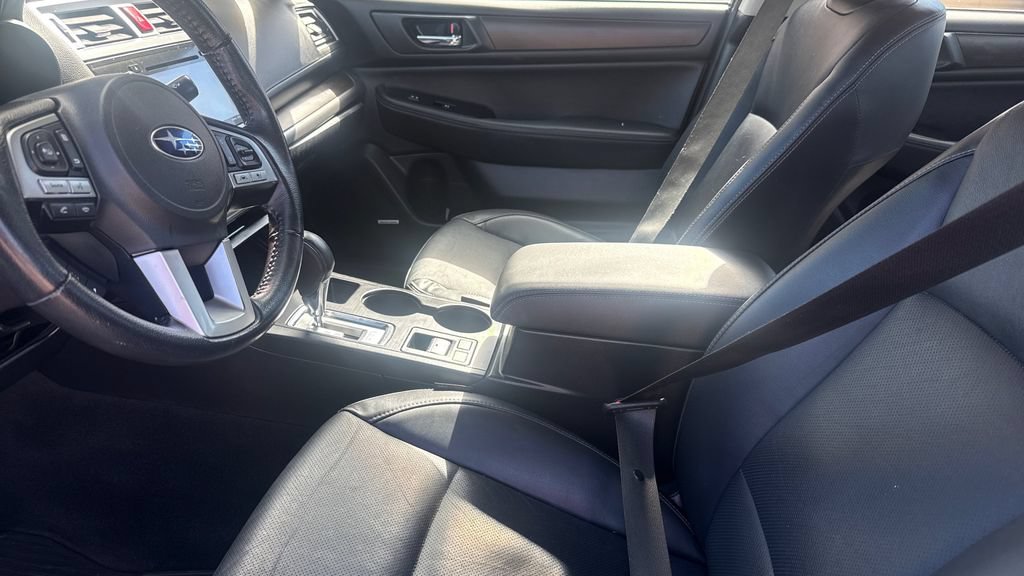 Used 2017 Subaru Legacy 2.5i Limited AWD/4WD image 9