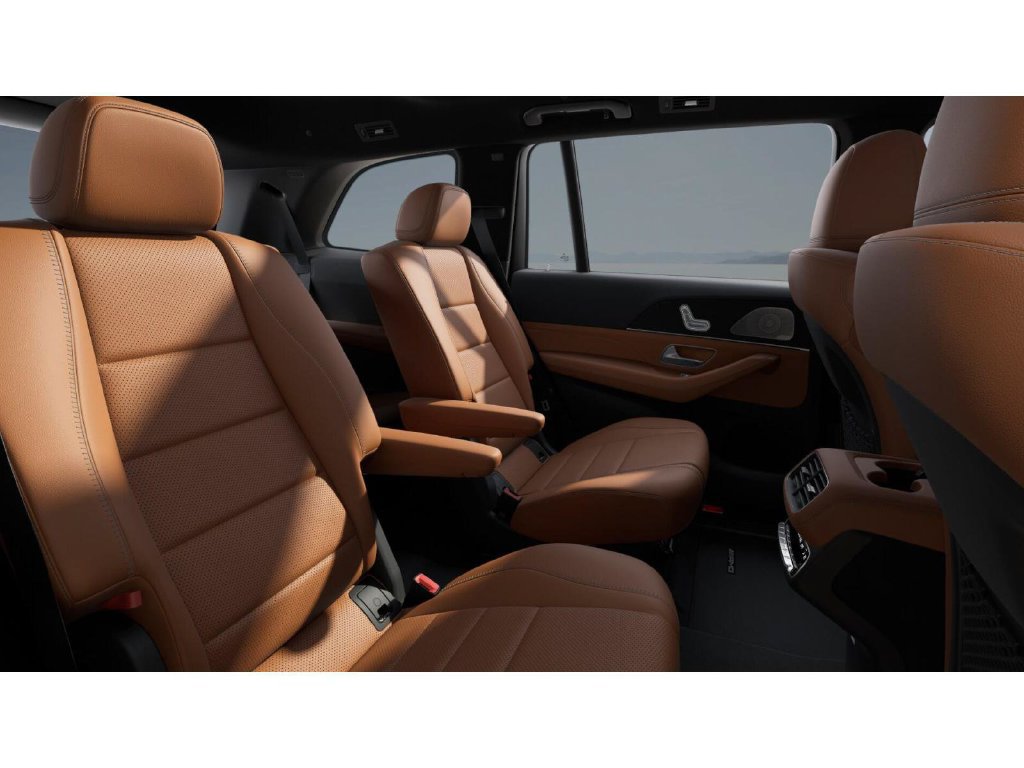 New 2027 Mercedes-Benz GLS 450 4MATIC image 5