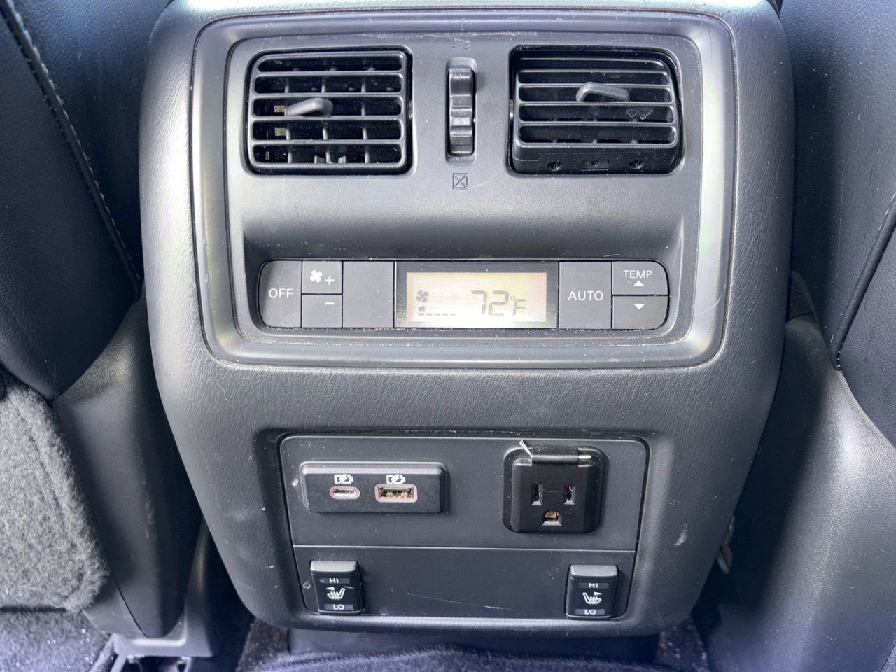 Used 2019 Nissan Pathfinder Platinum w/ Cargo Package FWD image 21