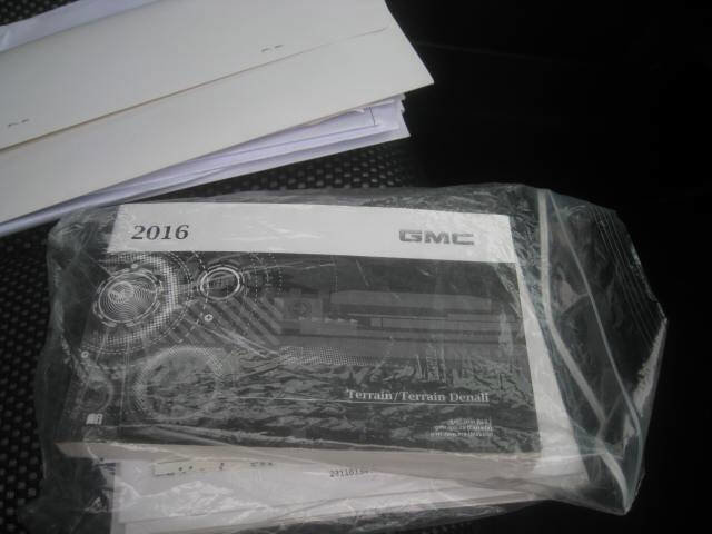 Used 2016 GMC Terrain SLE image 19