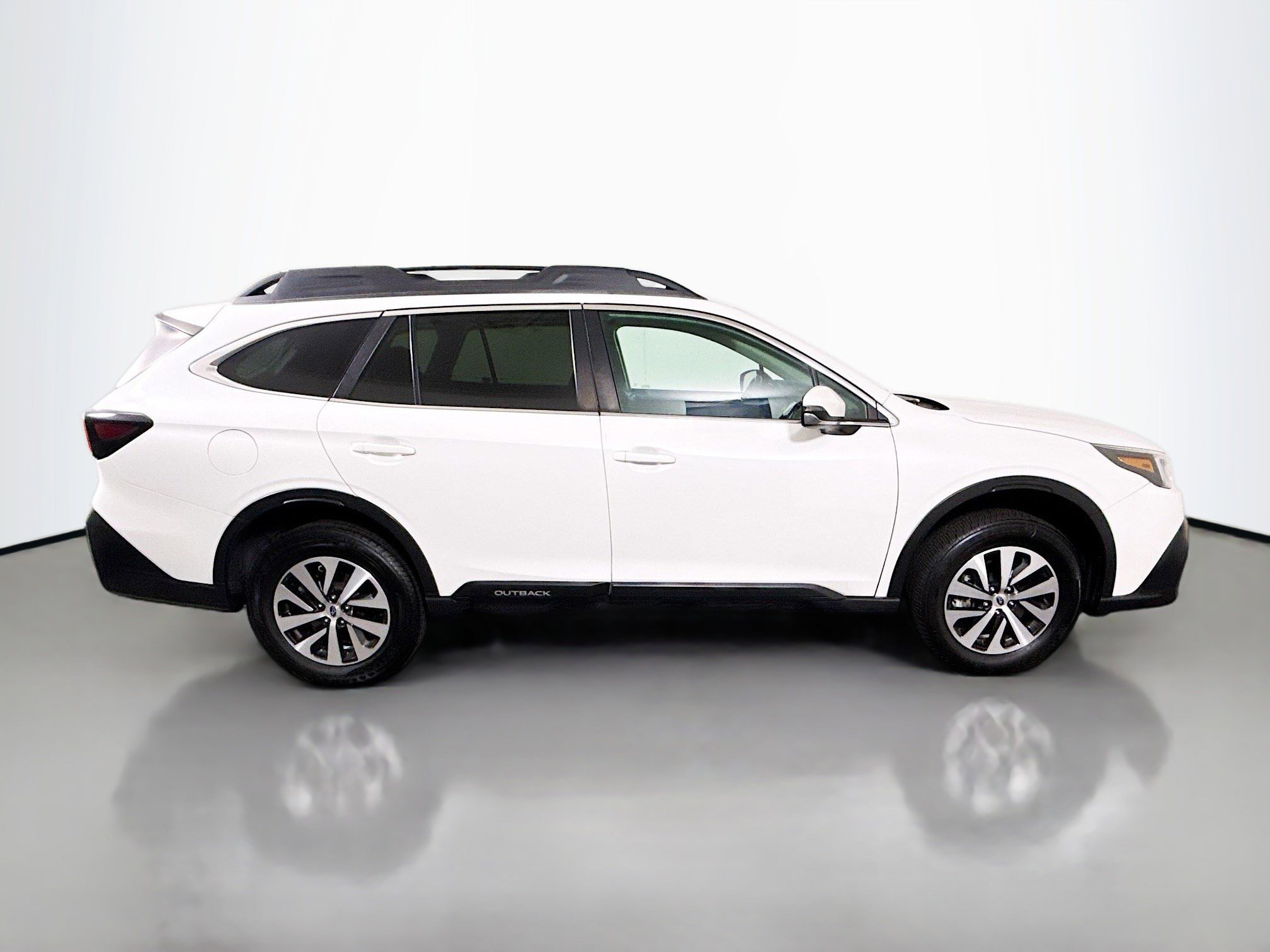Used 2022 Subaru Outback Premium AWD/4WD image 11