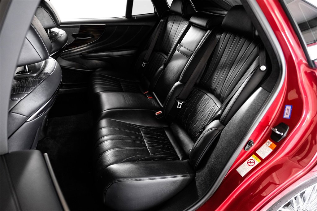 Used 2018 Lexus LS 500 image 40