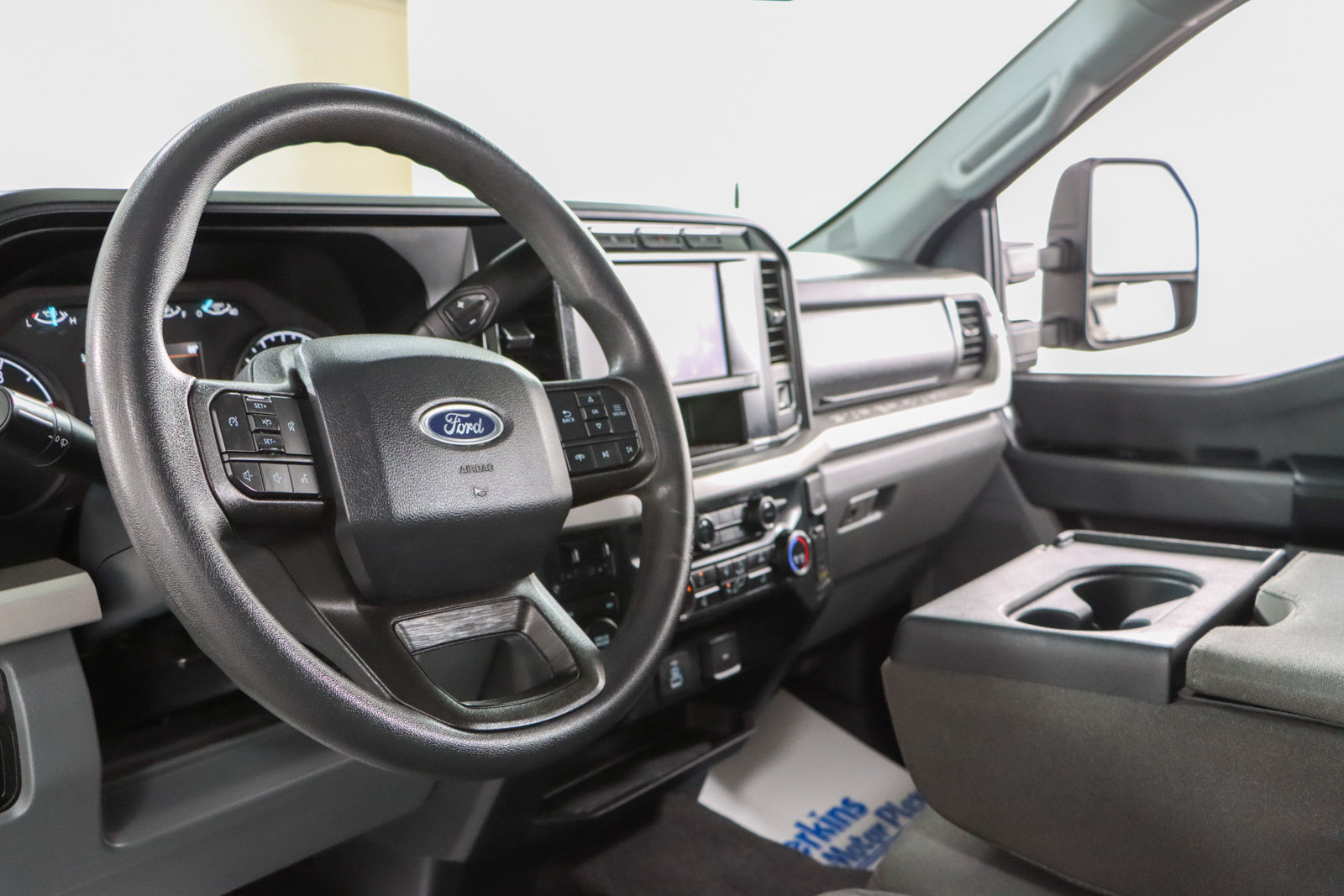 Used 2023 Ford F350 XLT AWD/4WD image 23
