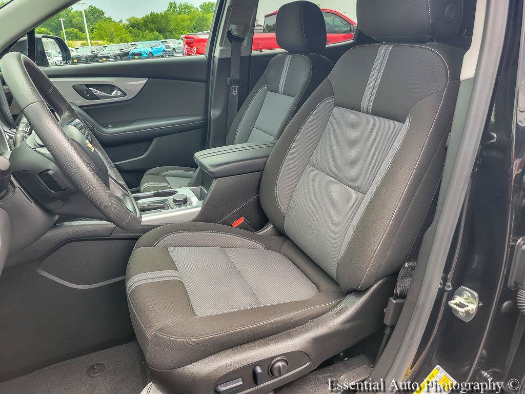 Certified 2025 Chevrolet Blazer LT AWD/4WD image 10
