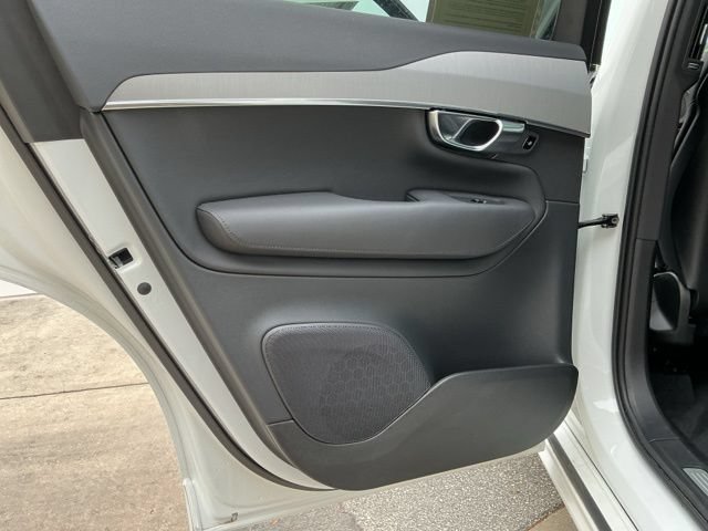 Certified 2025 Volvo XC90 B5 Core AWD/4WD image 29