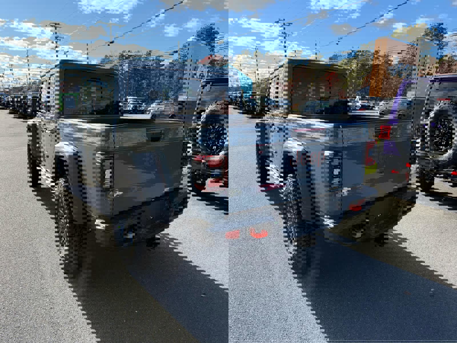 New 2026 Jeep Gladiator Mojave image 5