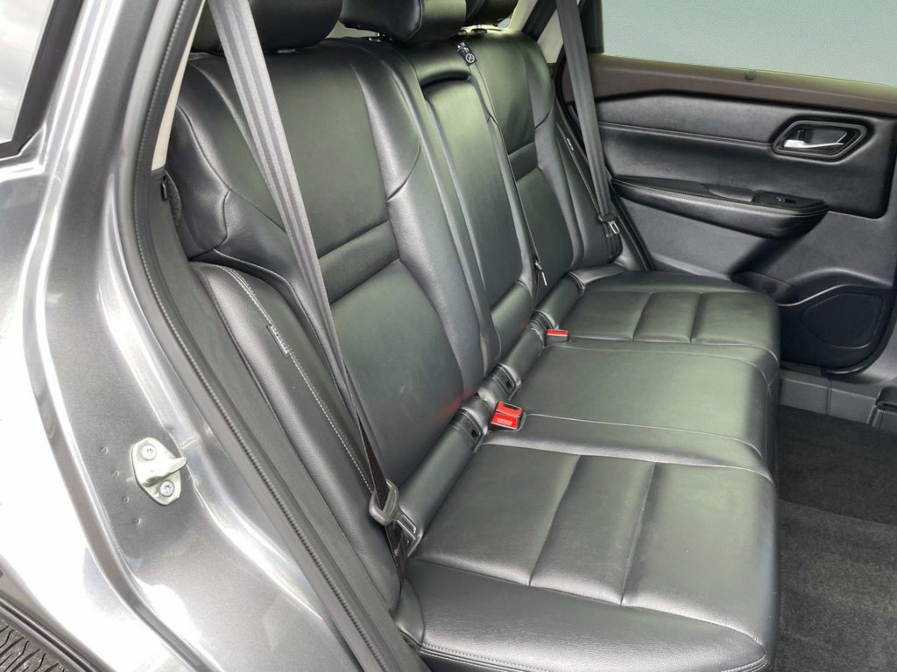 Used 2023 Nissan Rogue SL w/ SL Premium Package FWD image 16