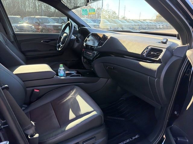 Used 2025 Honda Ridgeline Black Edition image 13