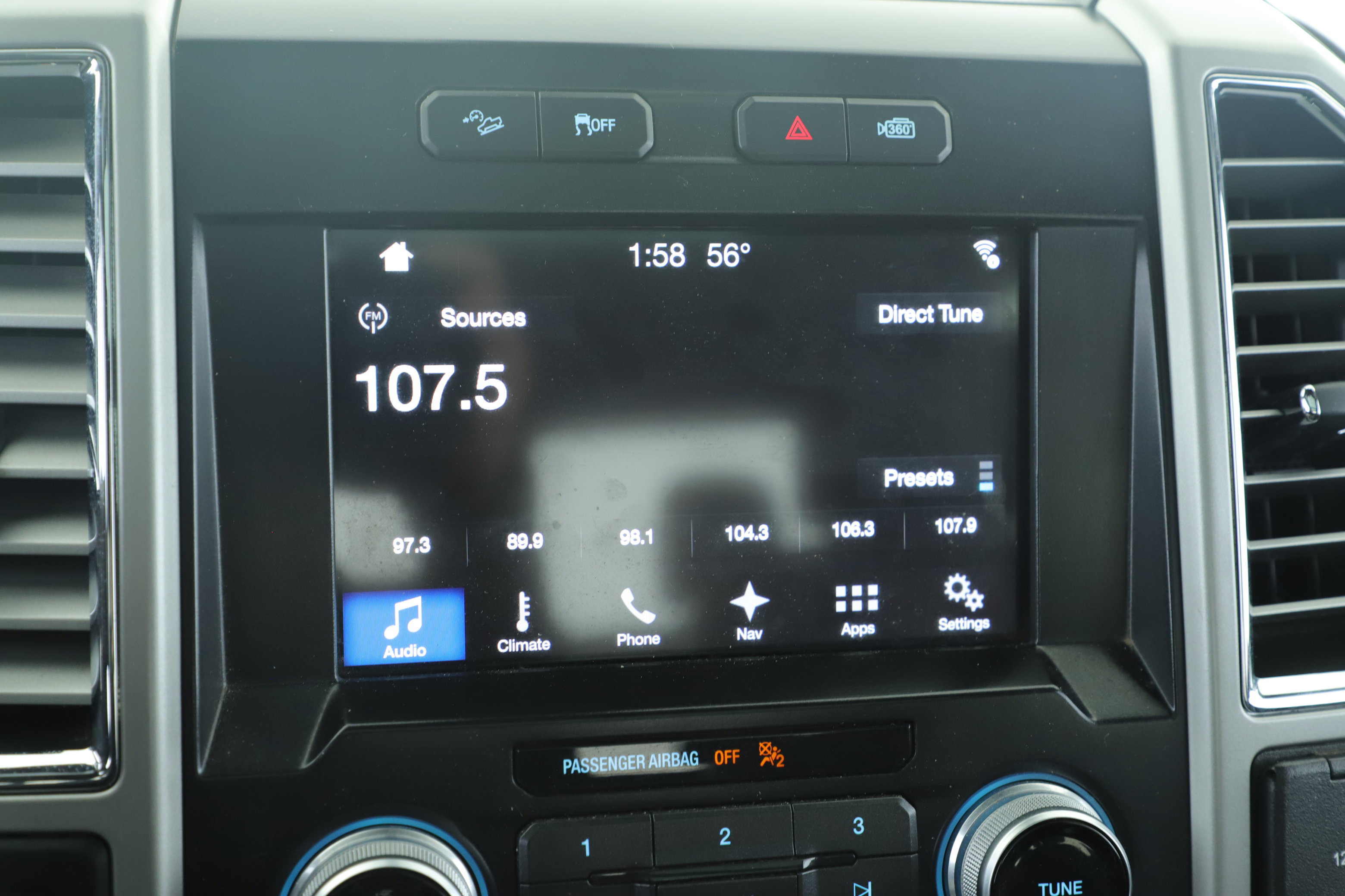 Used 2016 Ford F150 King Ranch w/ Equipment Group 601A Luxury AWD/4WD image 21