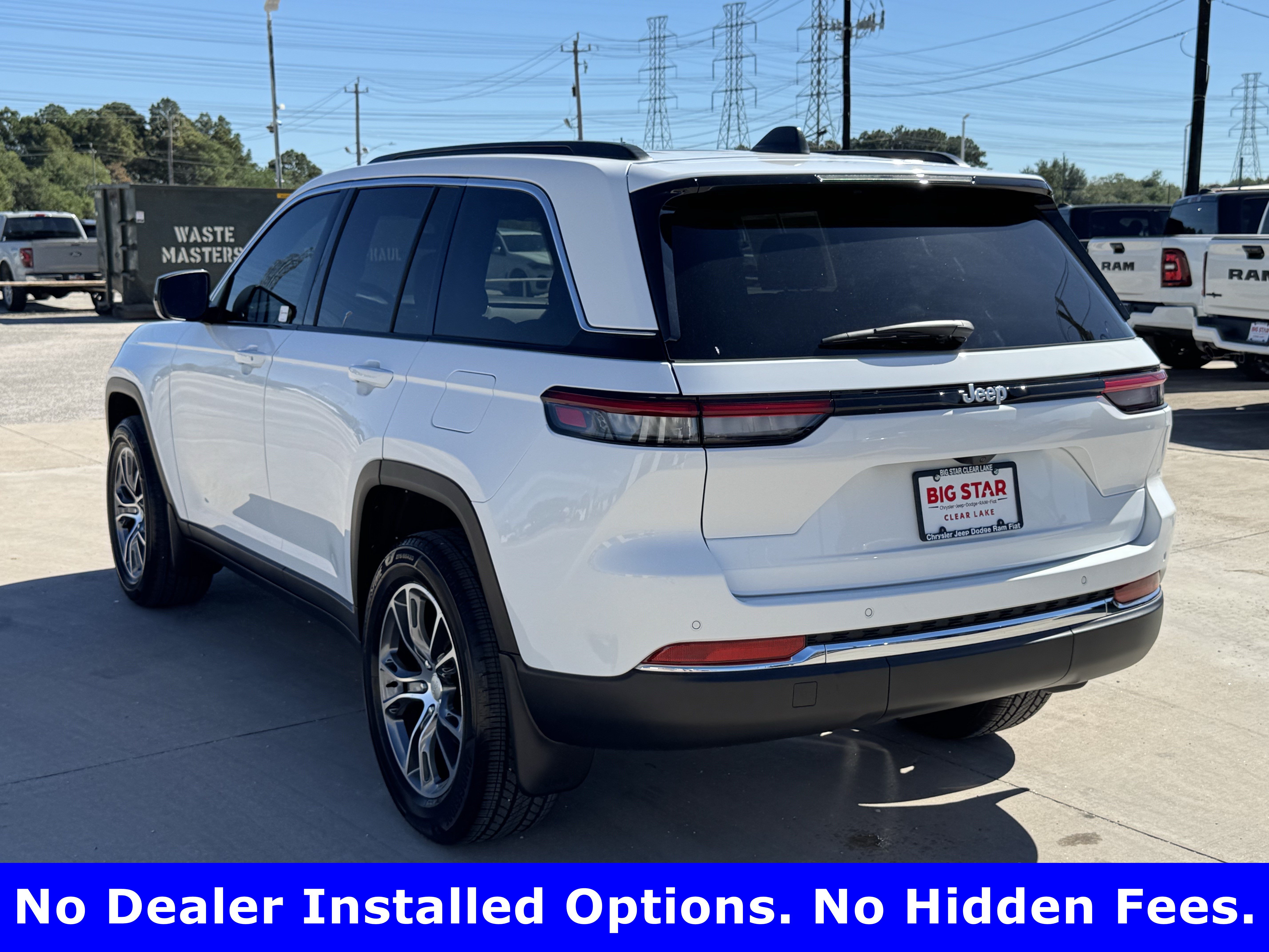 Used 2026 Jeep Grand Cherokee Laredo X RWD image 5