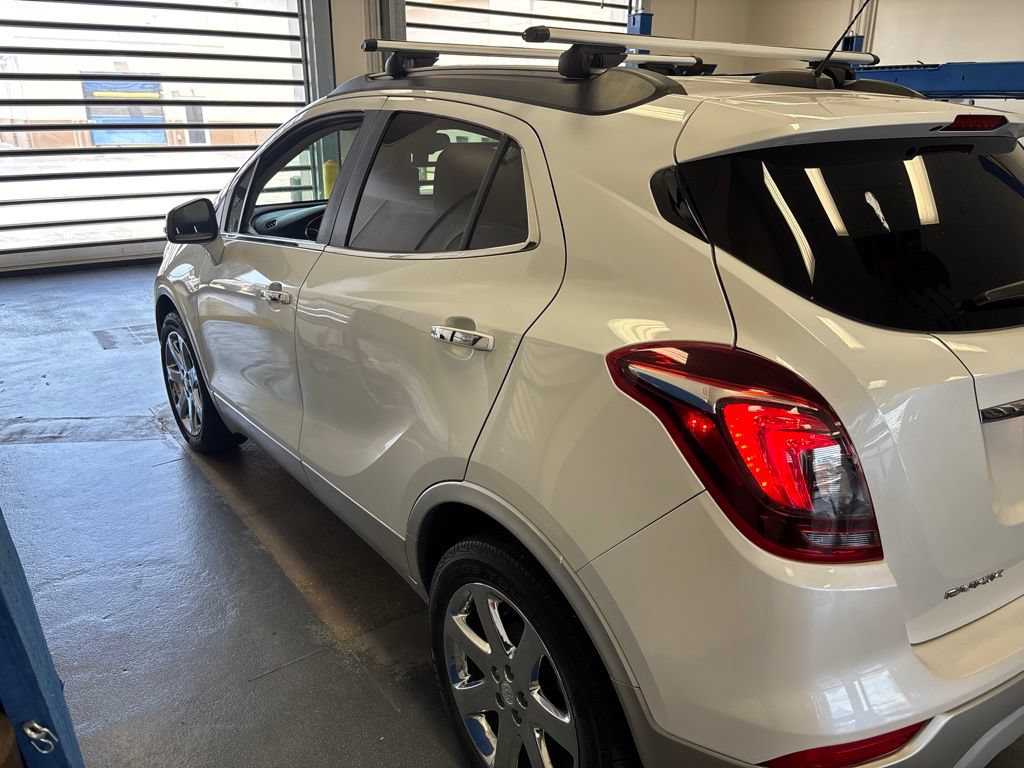Used 2018 Buick Encore Essence w/ Experience Buick Package FWD image 8