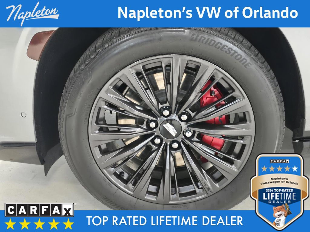 Used 2023 Cadillac Escalade V w/ LPO, ONYX Package AWD/4WD image 11