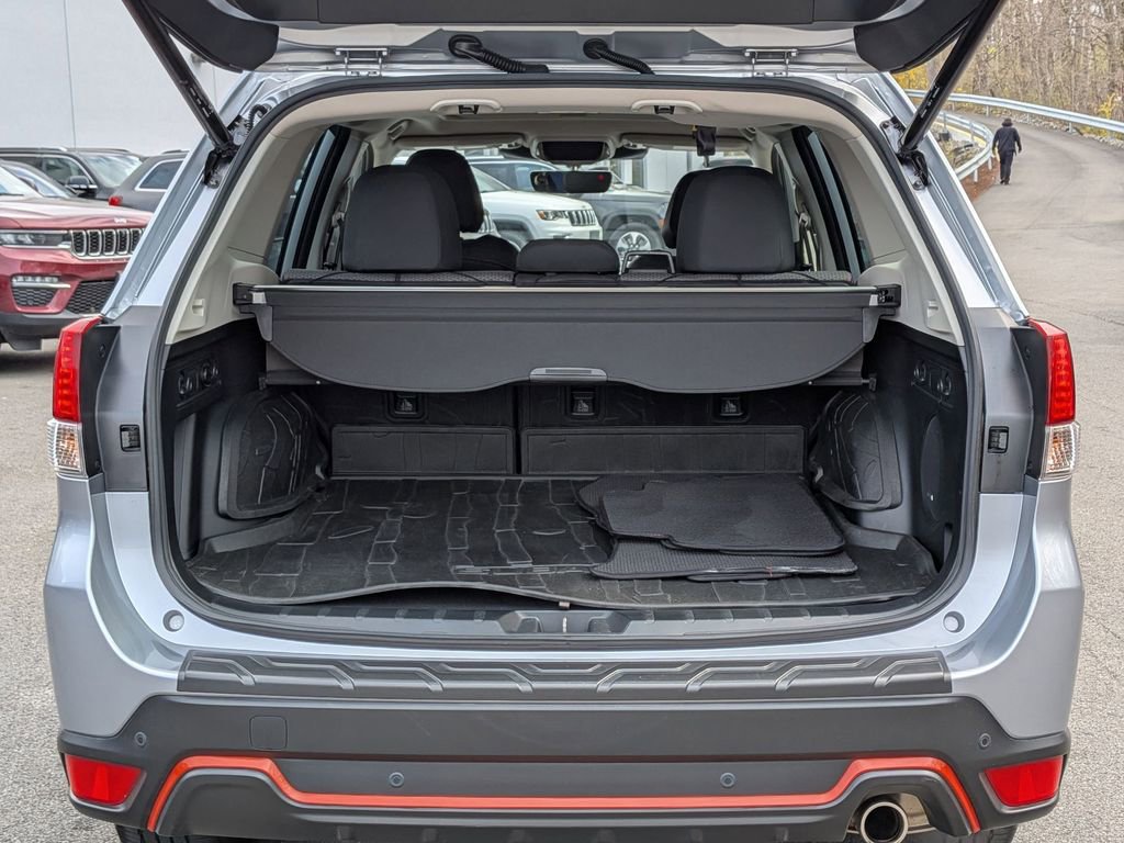 Used 2023 Subaru Forester Sport image 6