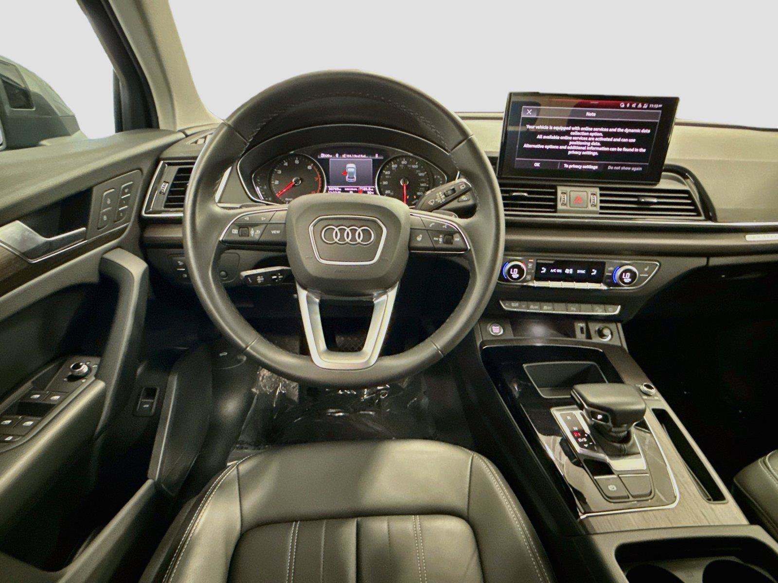 Used 2023 Audi Q5 2.0T Premium w/ Convenience Package AWD/4WD image 11