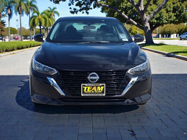 Used 2025 Nissan Sentra SV FWD image 3