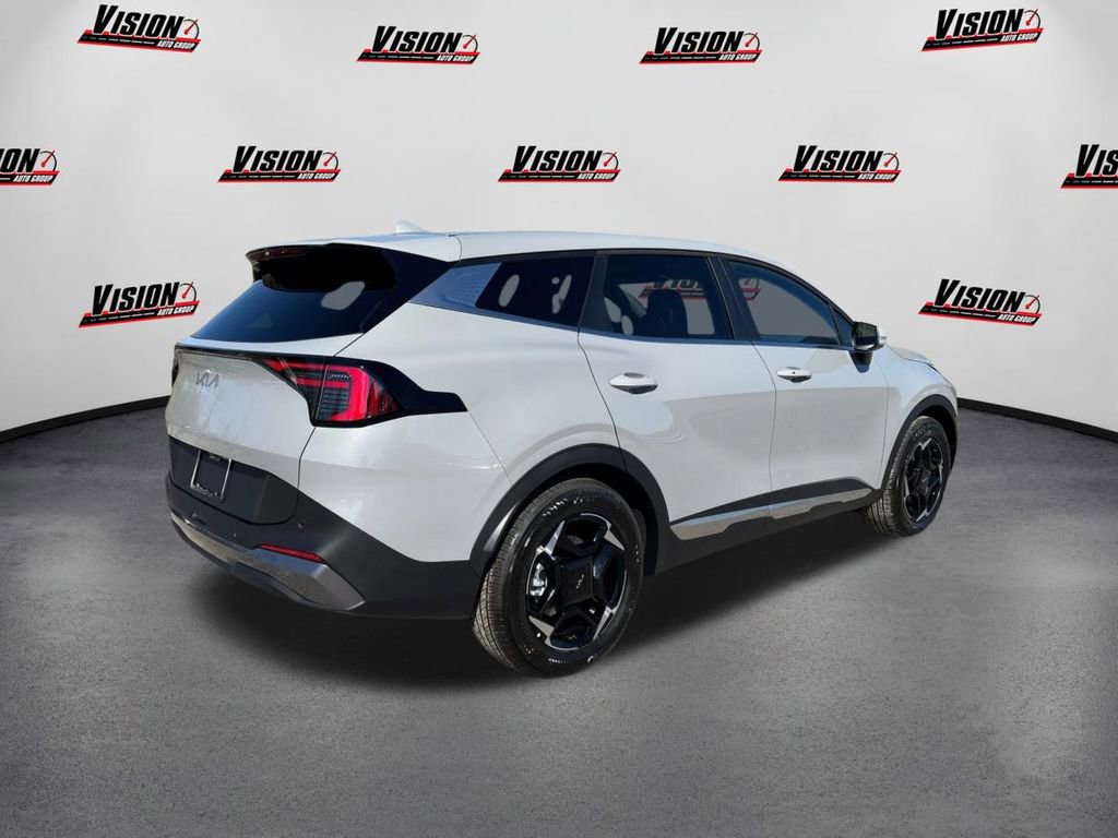 New 2026 Kia Sportage EX image 5