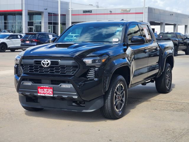 Certified 2025 Toyota Tacoma TRD Sport image 3