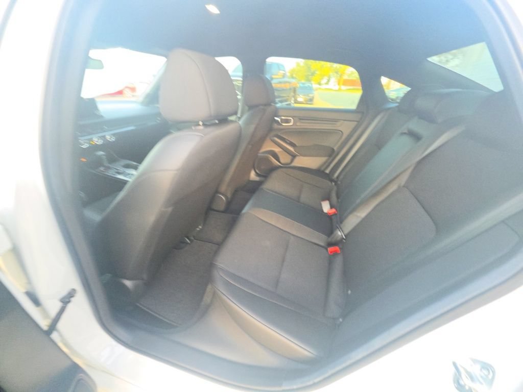 Used 2025 Honda Civic Sport image 25