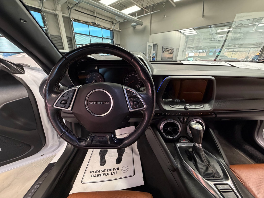 Used 2017 Chevrolet Camaro SS RWD image 8
