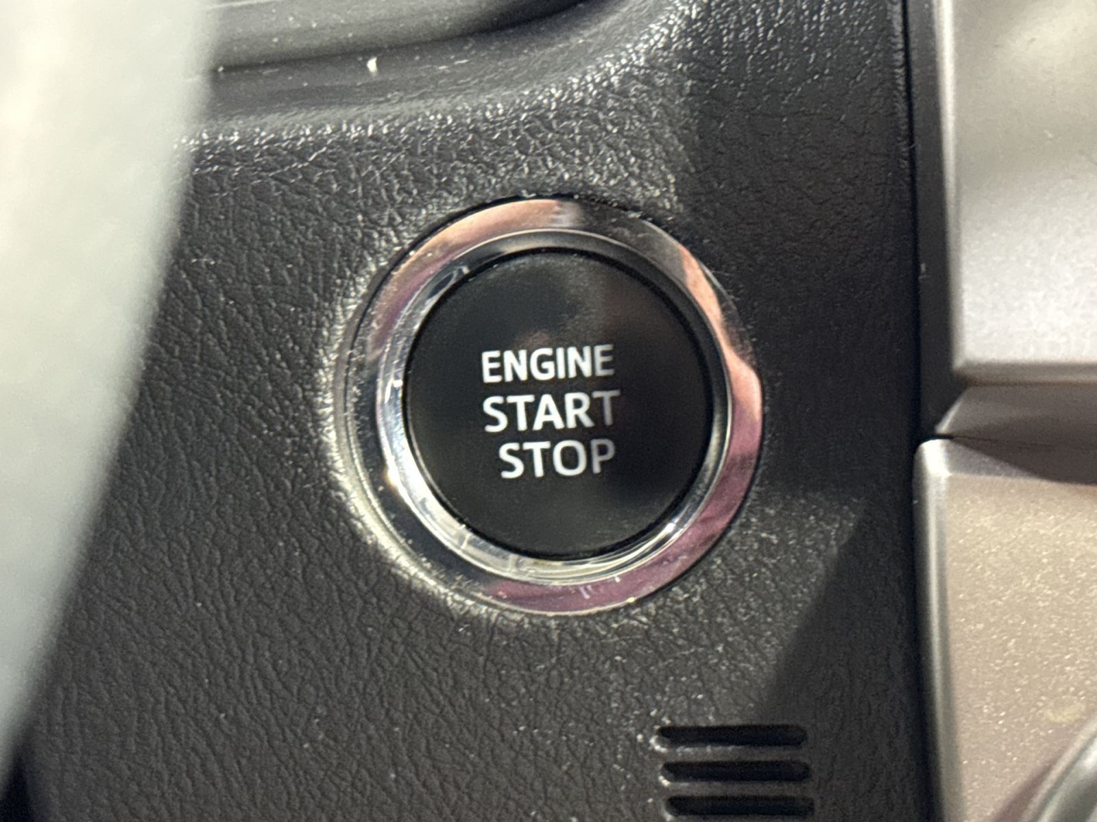 Used 2022 Toyota 4Runner Limited AWD/4WD image 44