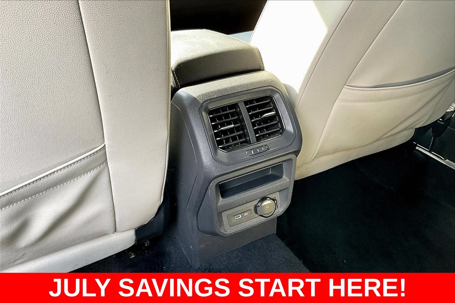 Used 2021 Volkswagen Tiguan SEL AWD/4WD image 12