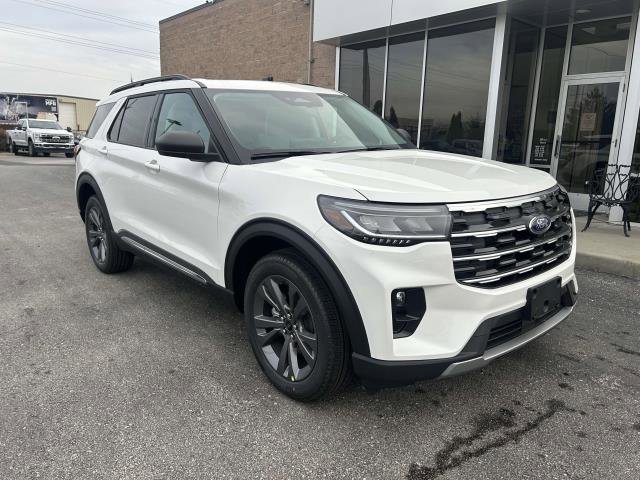 New 2025 Ford Explorer Active w/ Active Comfort Package image 8