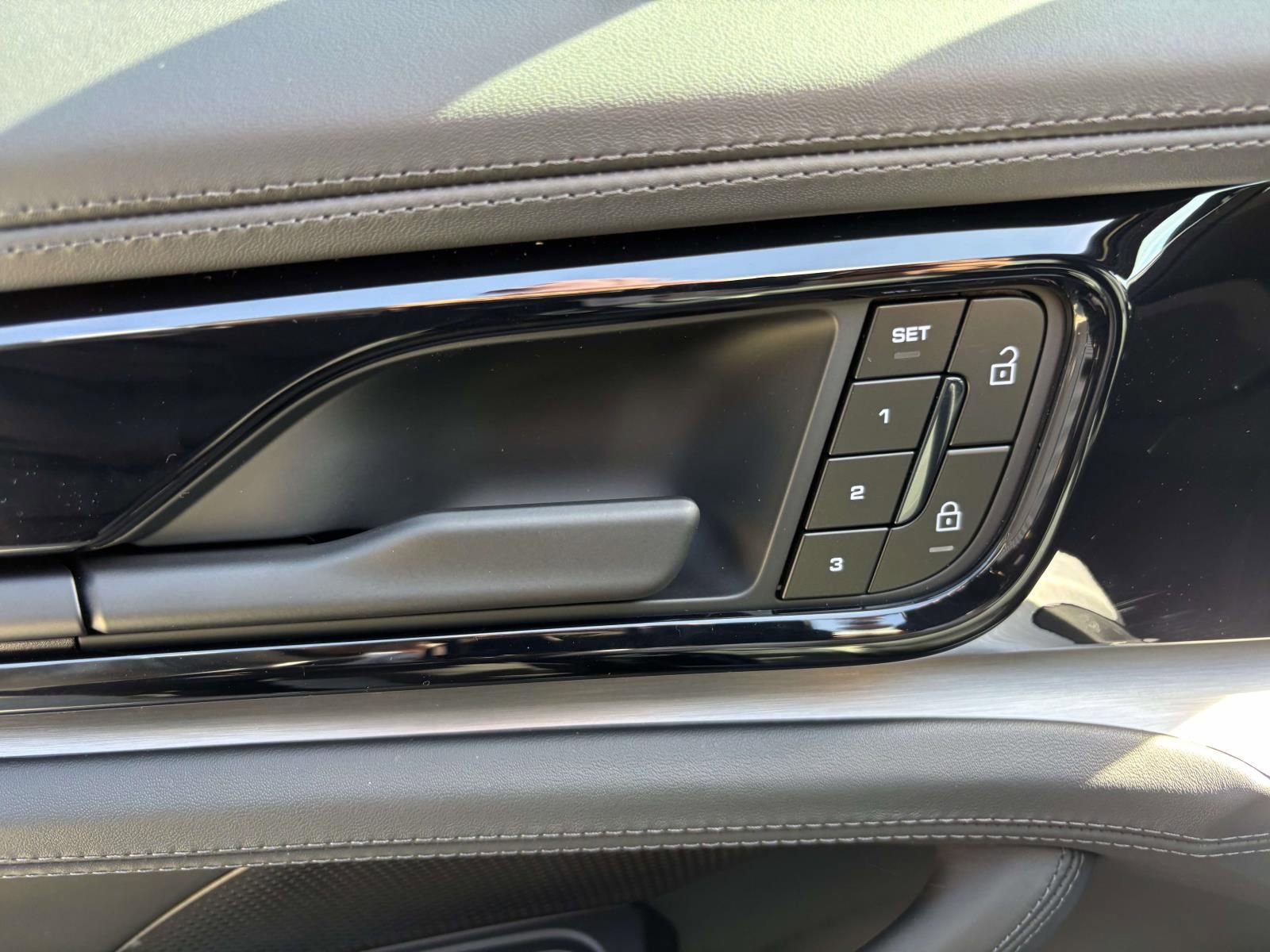 New 2026 Porsche Panamera image 24