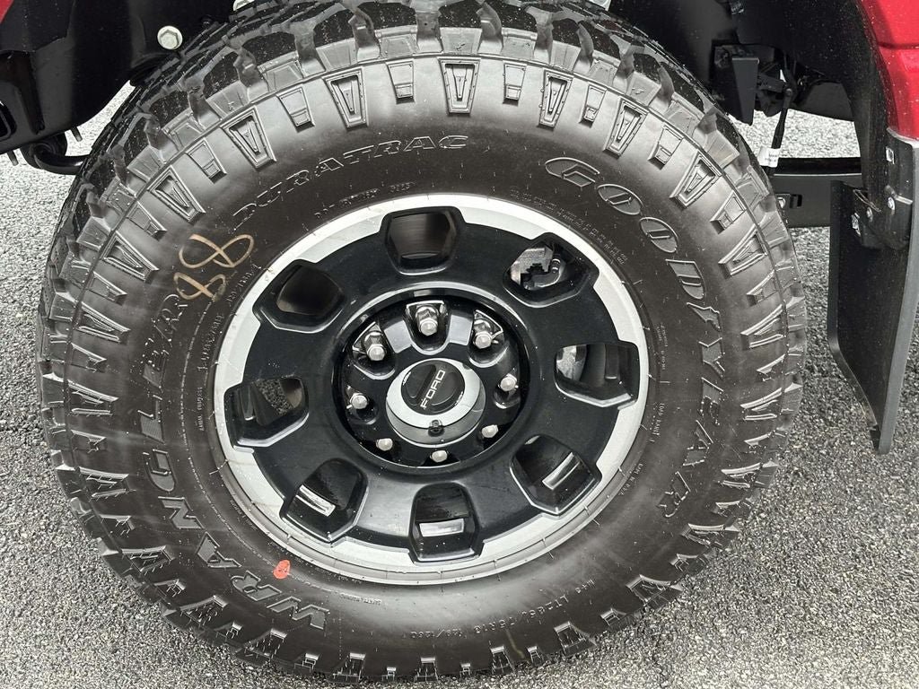 New 2026 Ford F350 Platinum w/ Tremor Off-Road Package AWD/4WD image 8