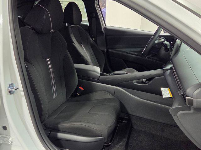 New 2026 Hyundai Elantra Sport w/ Cargo Package FWD image 15