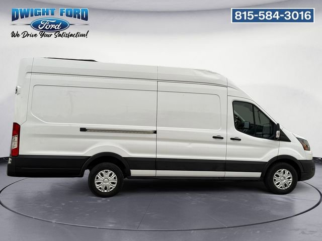Used 2022 Ford E-Transit 148 High Roof Extended image 6