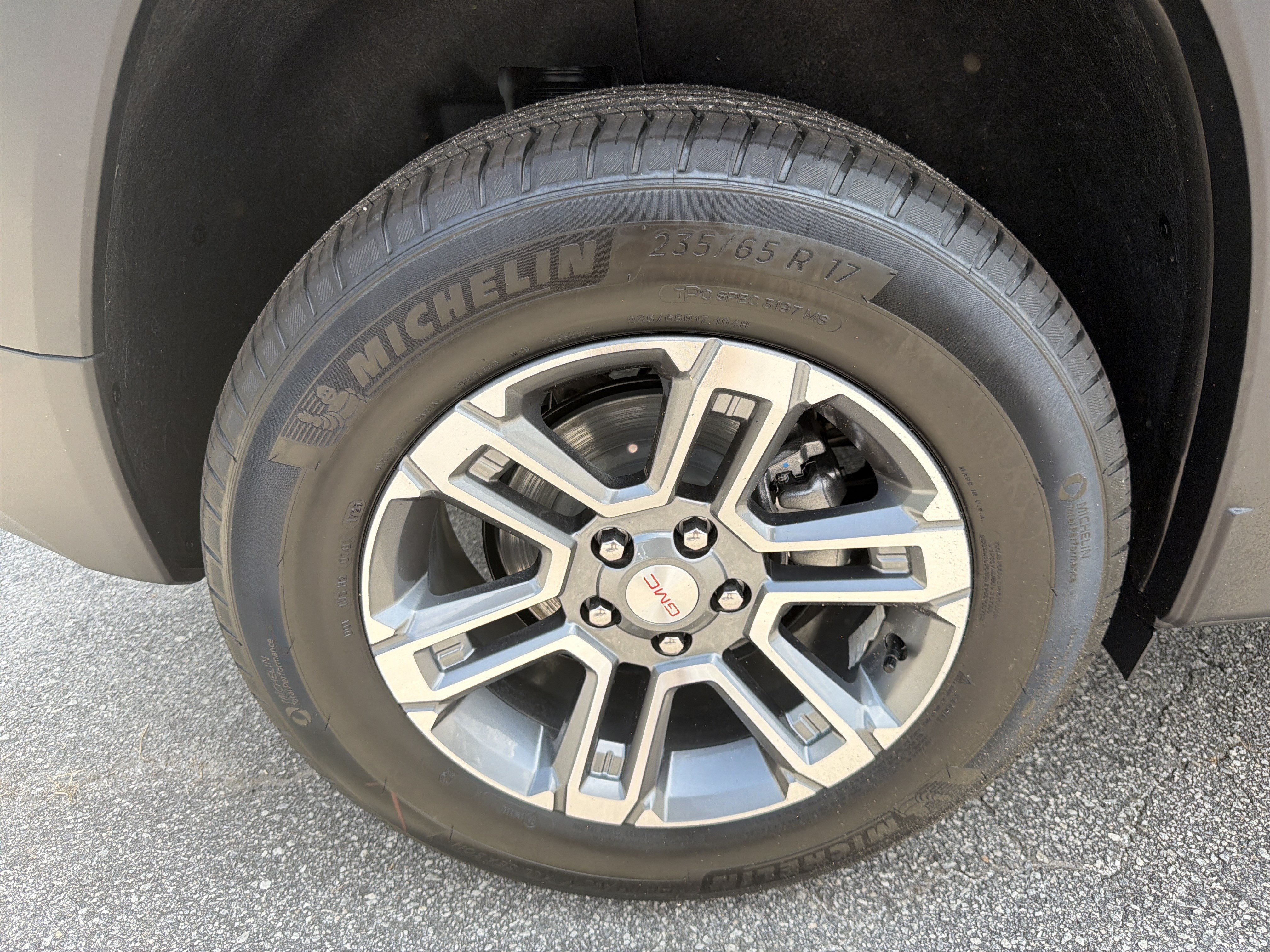 New 2026 GMC Terrain Elevation w/ LPO, Floor Liner Package FWD image 18