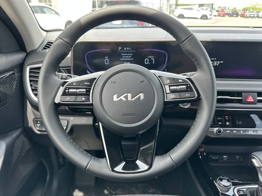 New 2025 Kia Seltos S image 17